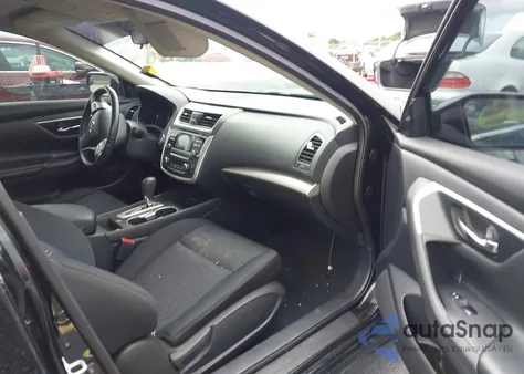 2017 Nissan Altima 2.5 Sv z USA, uszkodzony, nr VIN 1N4AL3AP1HC176600